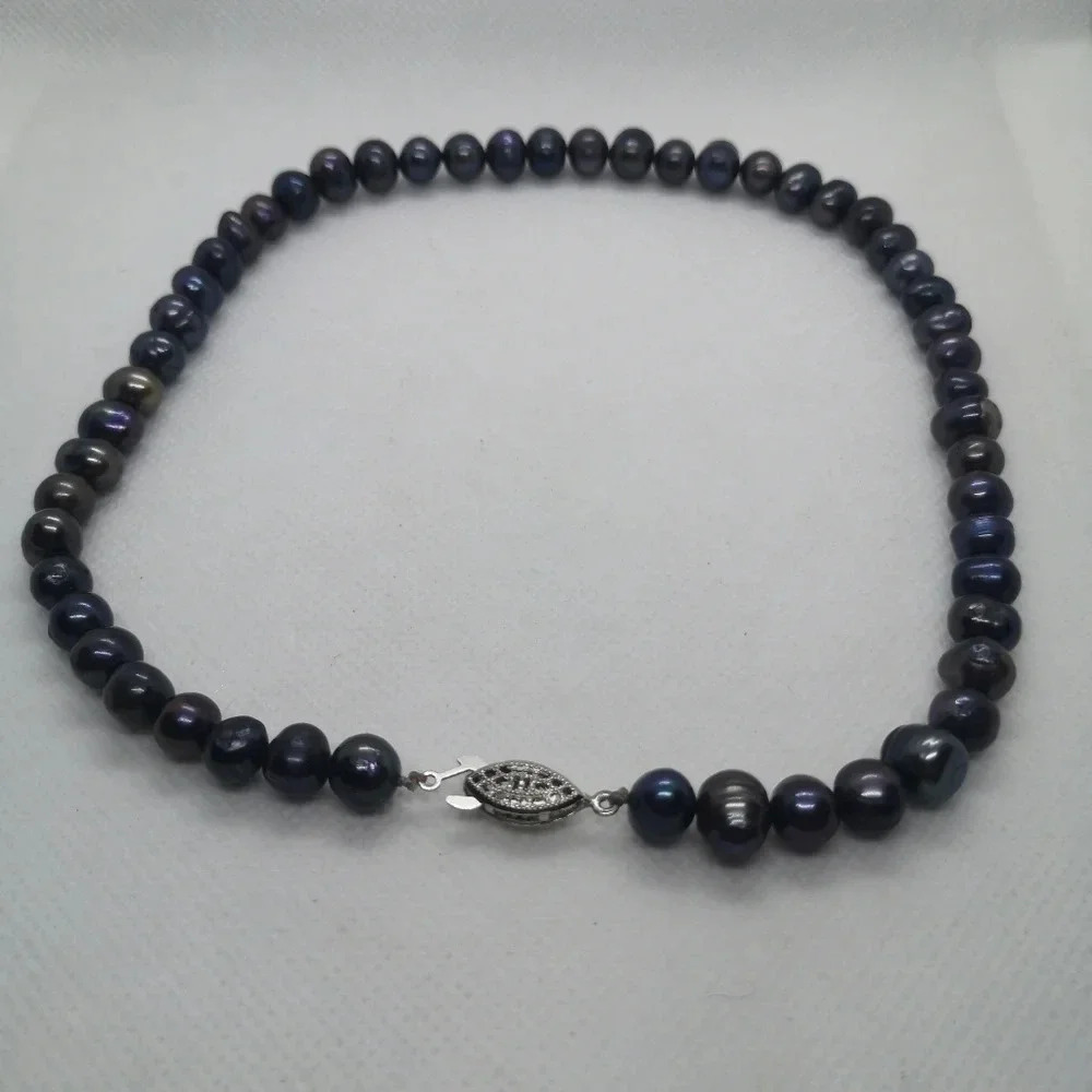 Natural pearl  necklace